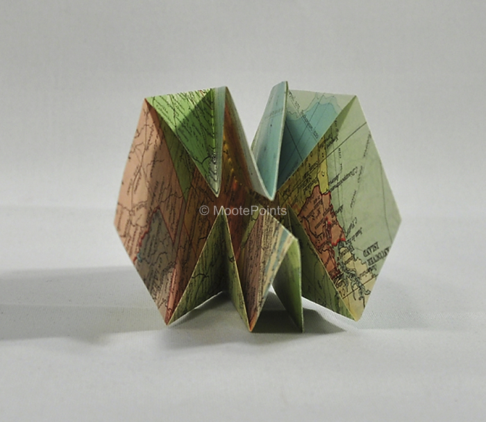 Exploding-Water Lily Fold Standing.jpg
